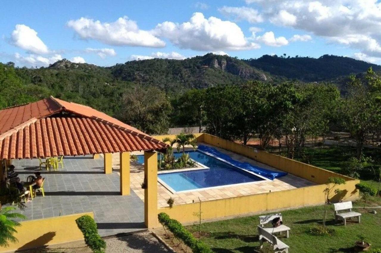 Flat Em Serra Negra - Bezerros Bagian luar foto