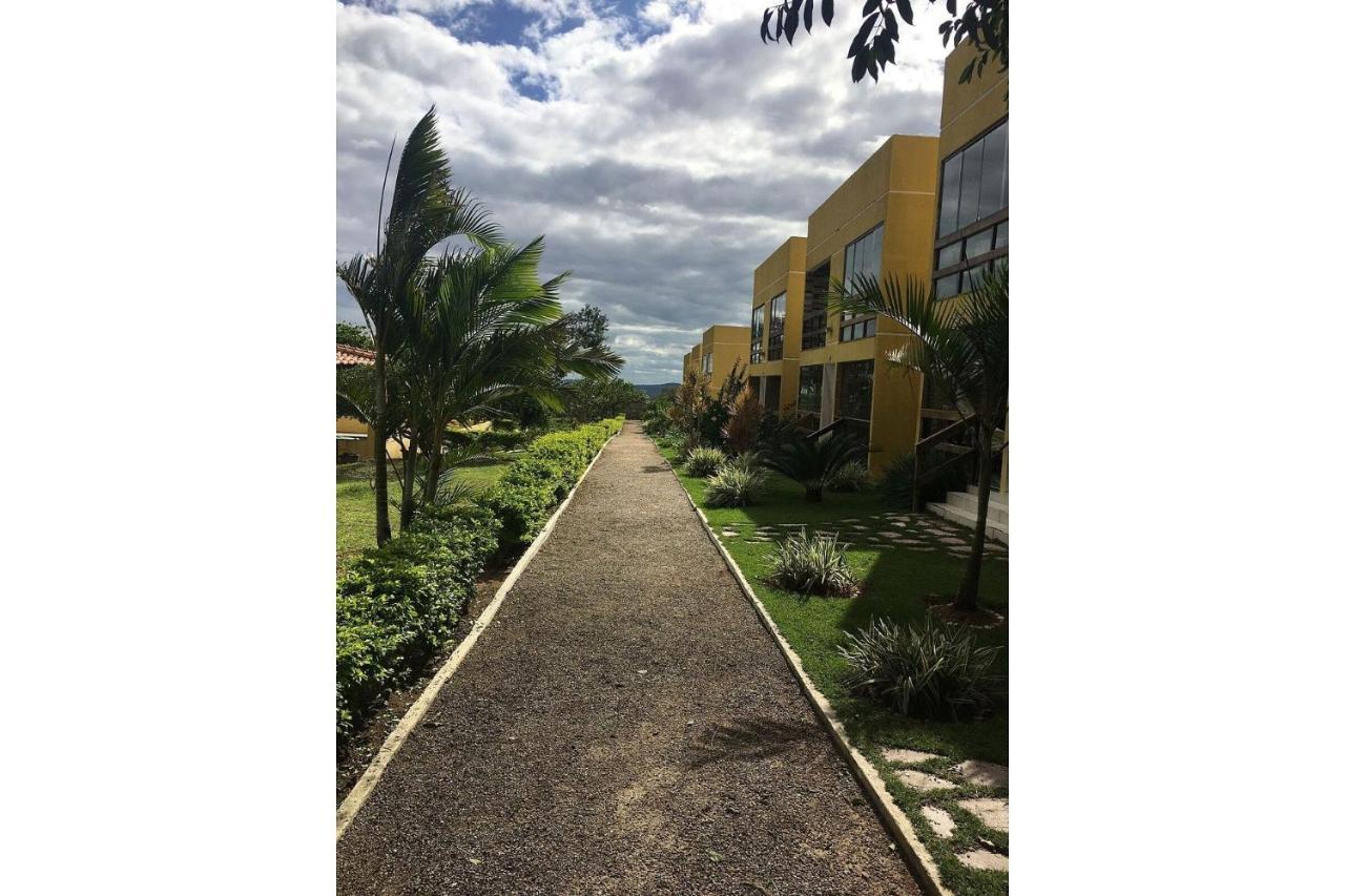 Flat Em Serra Negra - Bezerros Bagian luar foto