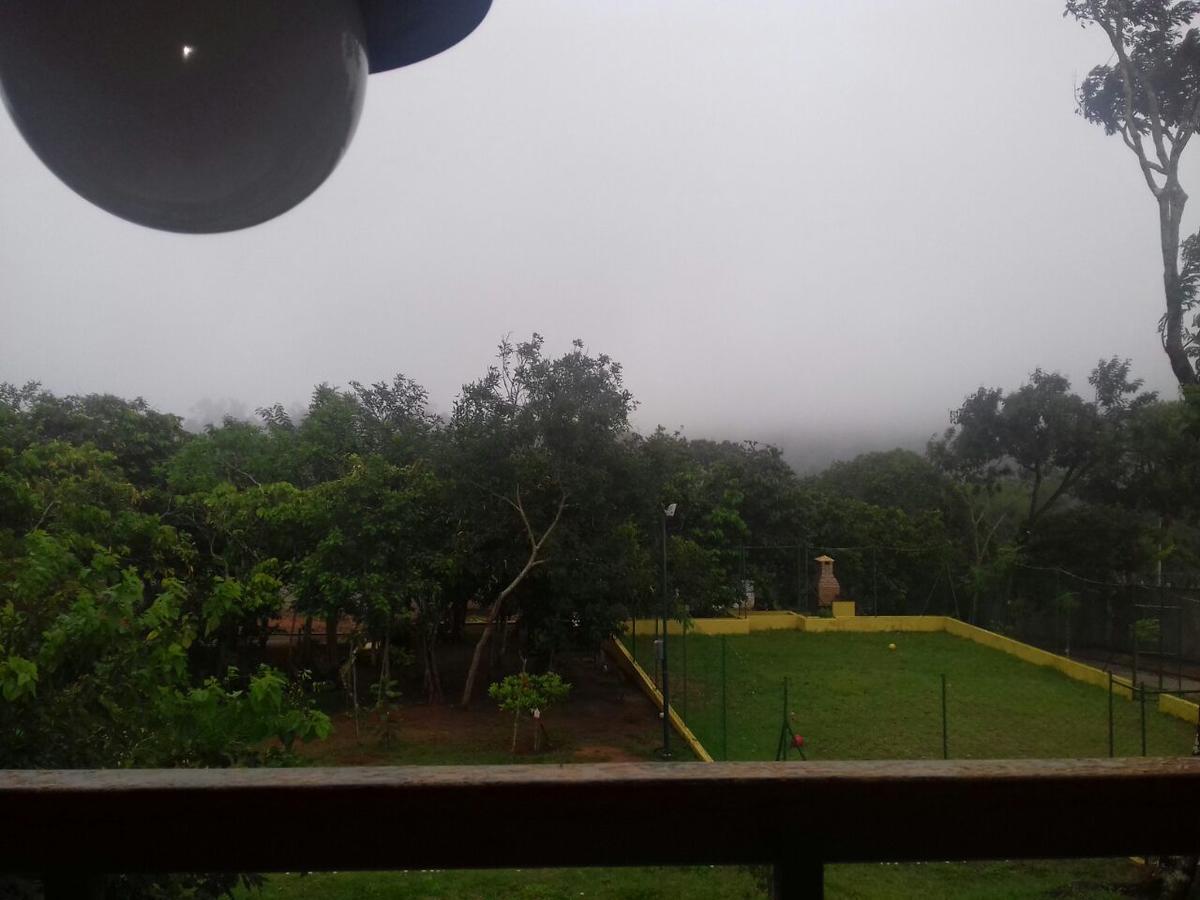 Flat Em Serra Negra - Bezerros Bagian luar foto